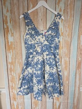 Tom Joules Calantha Blue & Cream Toile De Jouy Bird Floral Dress.
